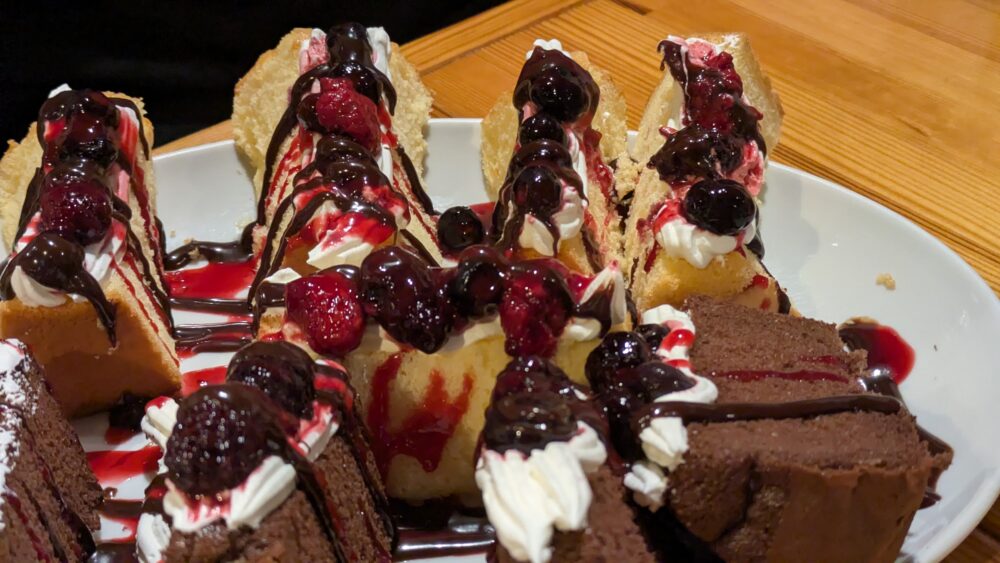 デビルクラフト浜松町のデザート盛り合わせ