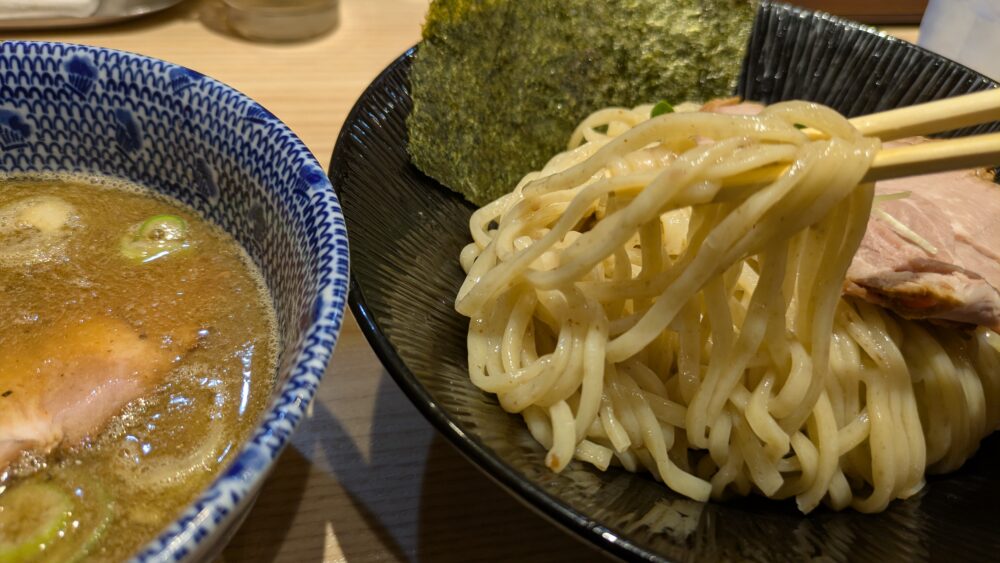 麺屋二代目弘のつけ麺は美味しい