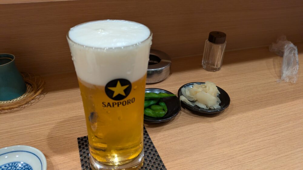 次郎長寿司のビールとお通し
