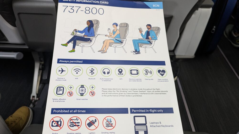 アラスカ航空の737-800