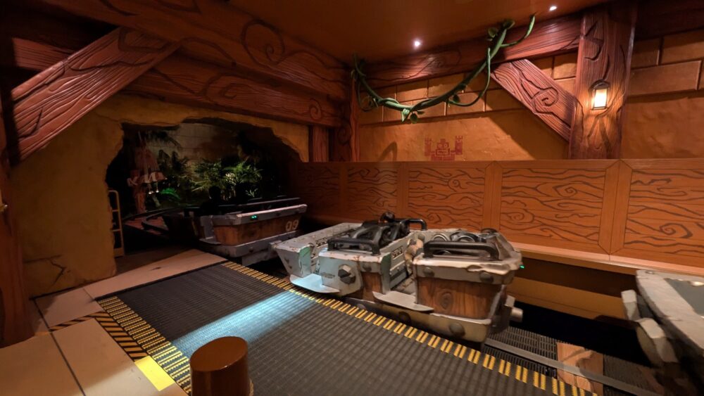 ドンキーコングクレイジートロッコのライド