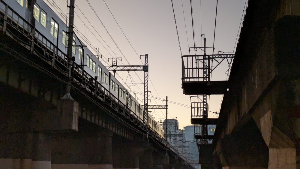 大阪淀川河川敷の阪急淀川鉄橋