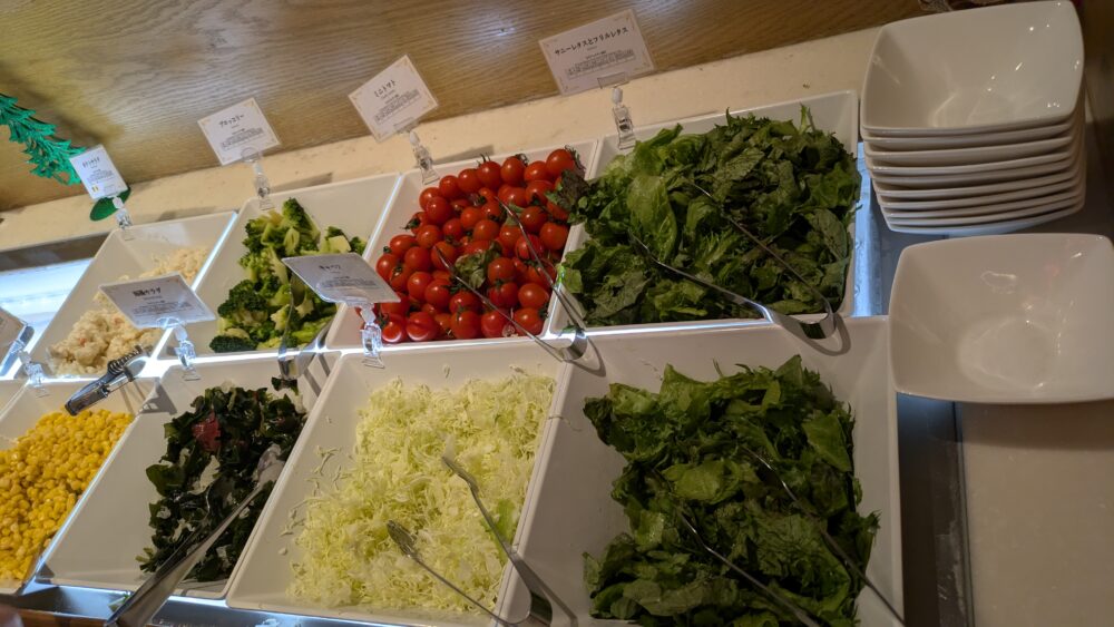 ホテルプラザオーサカの朝食のサラダ