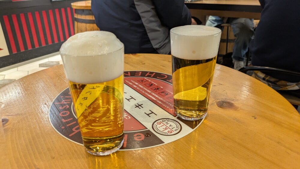 ビールスタンド重富ekieの2度つぎと3度つぎ