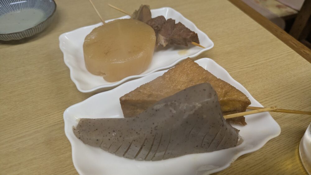 焼肉みっちゃんのおでんはセルフサービス