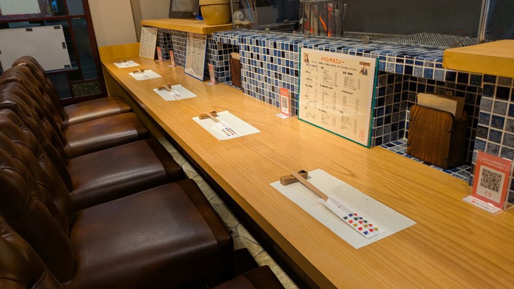居酒屋食堂結飯のカウンター