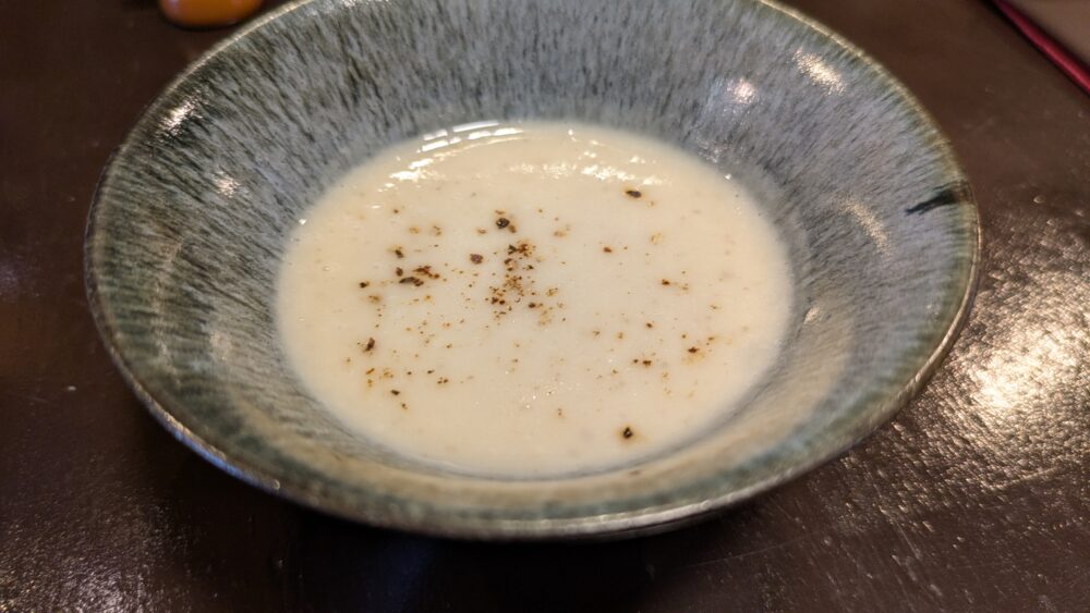 発酵レストラン醸しの菊芋のスープ