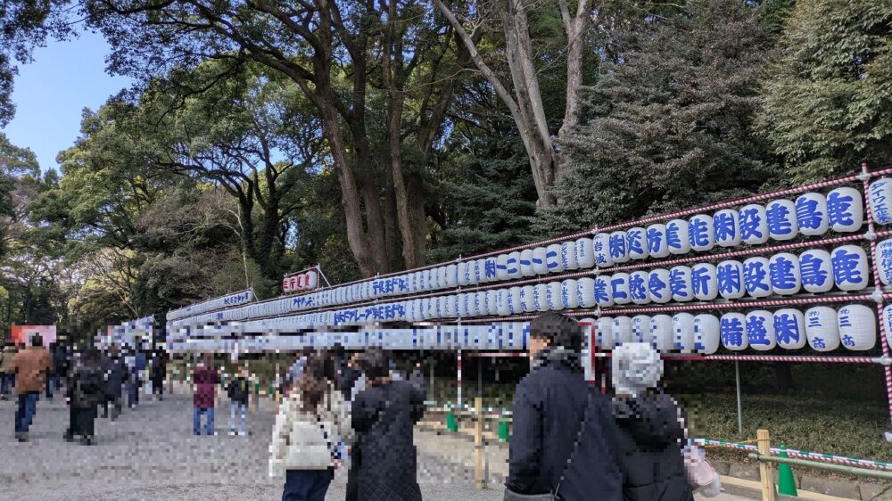 明治神宮の初詣の参道の状況