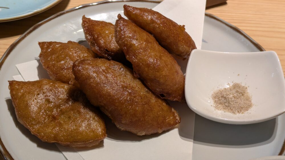 手打ち蕎麦安田のそばがきの唐揚げ