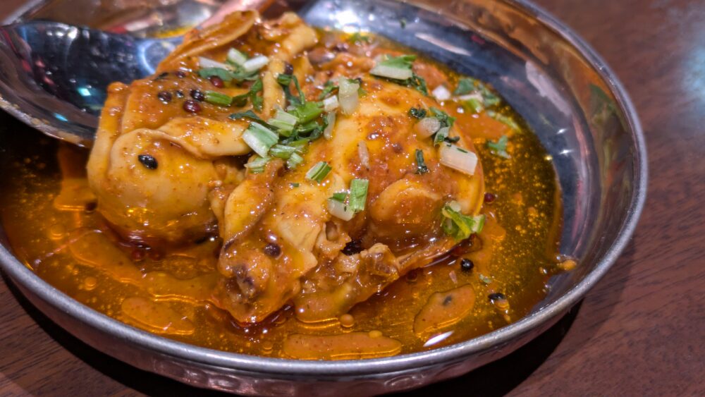 バンゲラズキッチンのオイスターアチャール