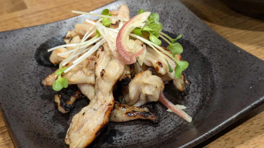 焼き鳥居酒屋鶏と酎ハイとり巣神田のせせりの西京焼き