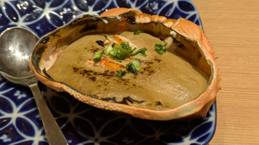 お魚総本家銀座店の蟹味噌甲羅焼き