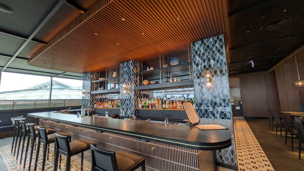 アメックスセンチュリオンラウンジ羽田のカウンター