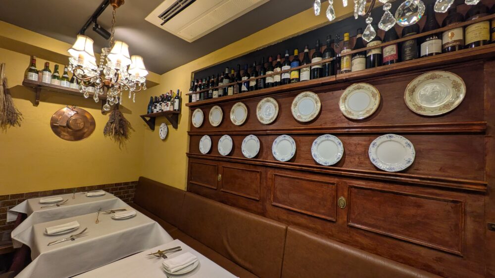 リストランテピッツェリアジャンカルロトウキョウのテーブル席