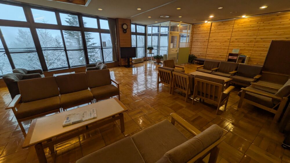 アクティブ峰の原のロビー