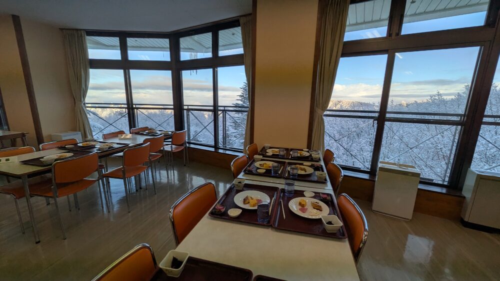 アクティブ峰の原の食堂