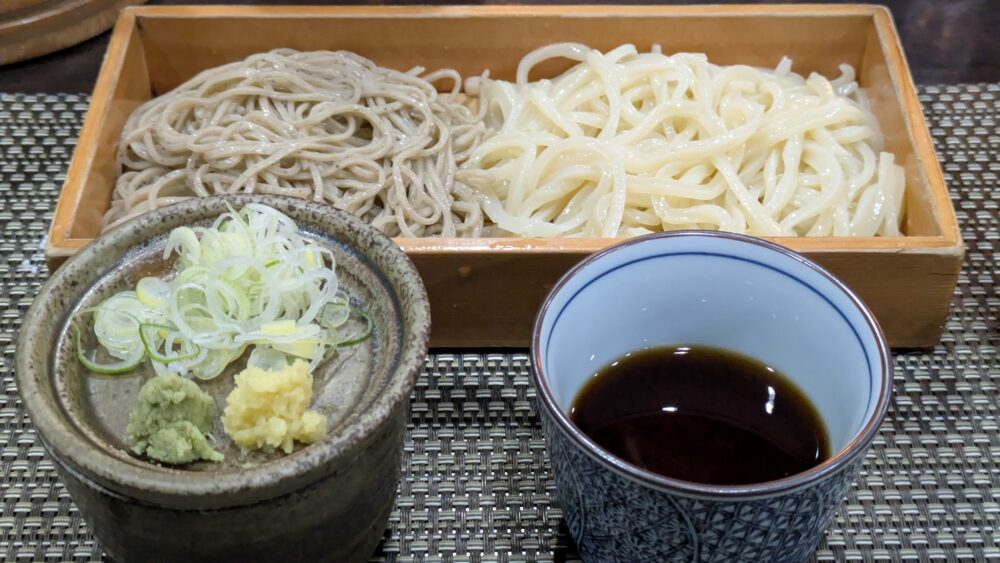 夏見屋のうどんとそばのあいもり
