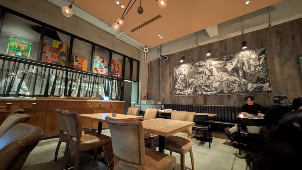 RIVERSIDE CLUBの店内