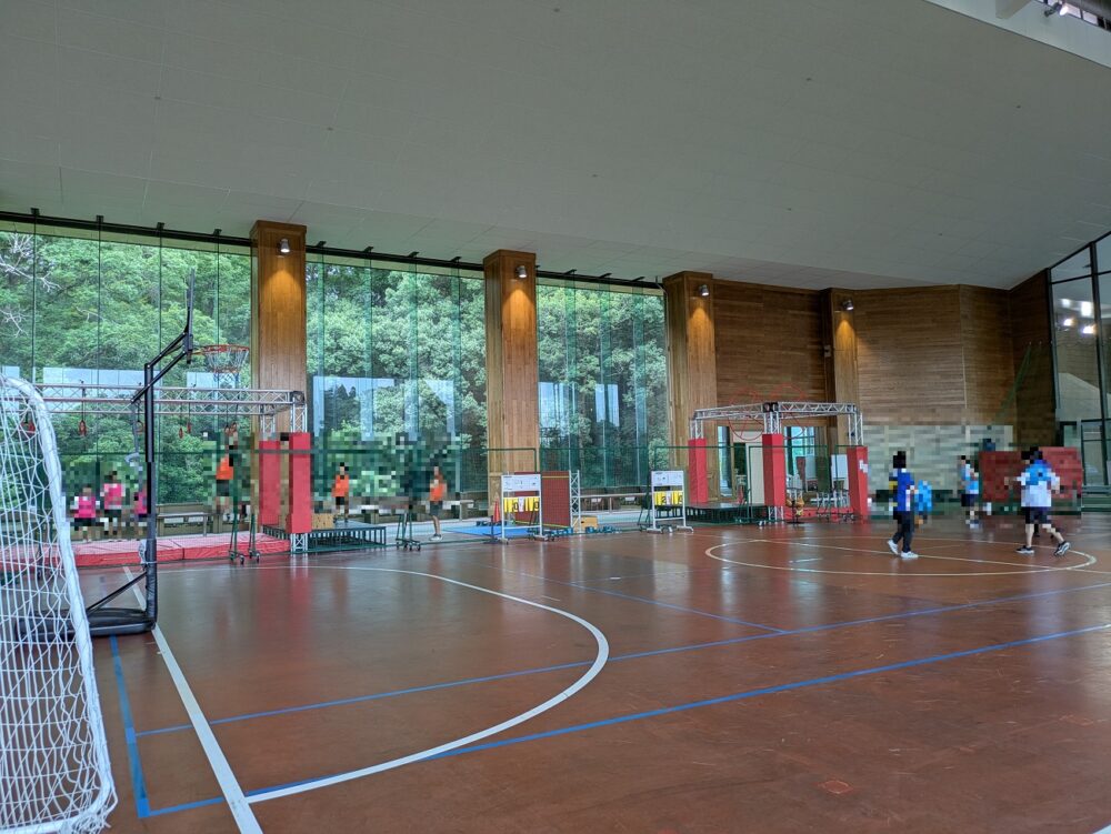 リソルの森の多目的体育館のバスケット
