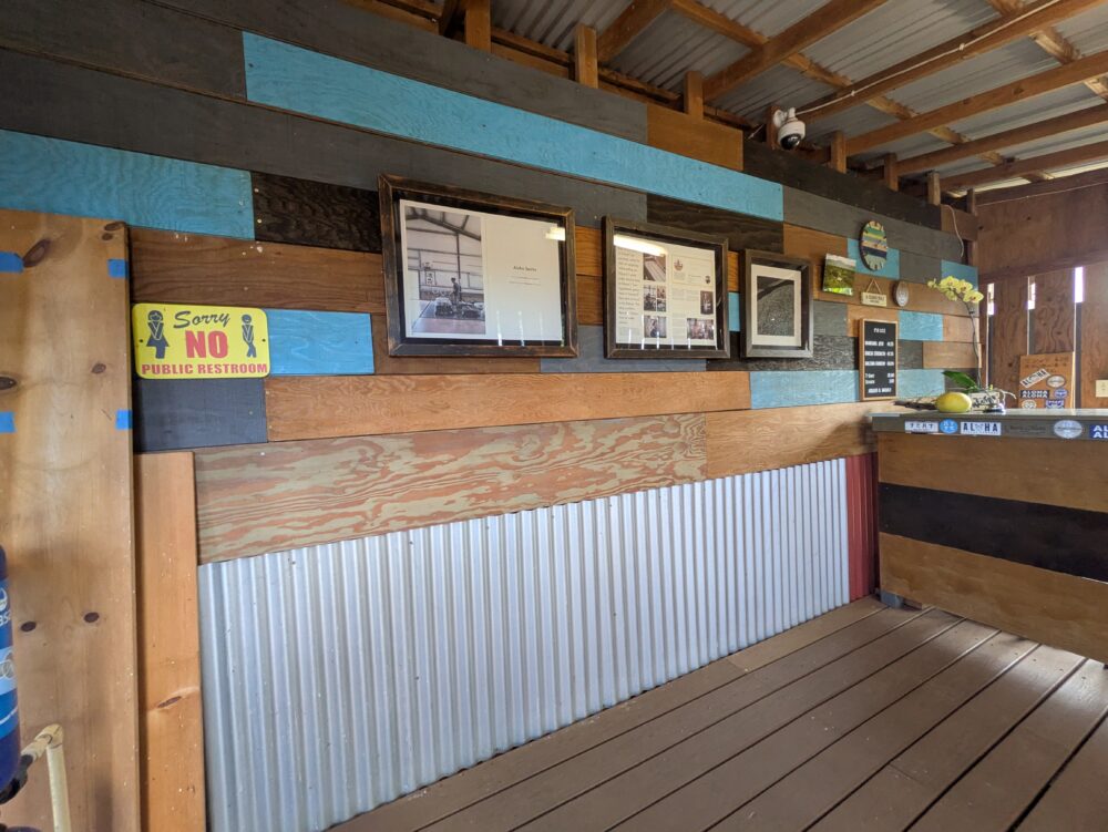 ハワイアン焼酎カンパニーの店内