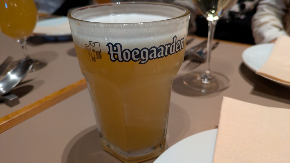 RIVERSIDECLUBのヒューガルデン