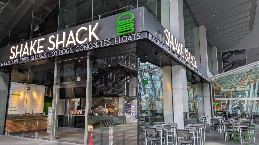 シェイクシャック東京国際フォーラム店
