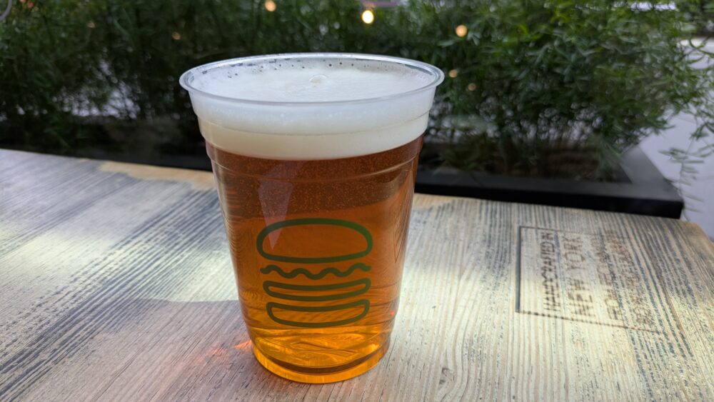 シェイクシャック東京国際フォーラム店のシャックマイスターエールビール