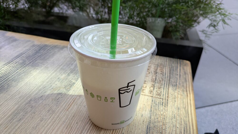 シェイクシャック東京国際フォーラム店の牛乳