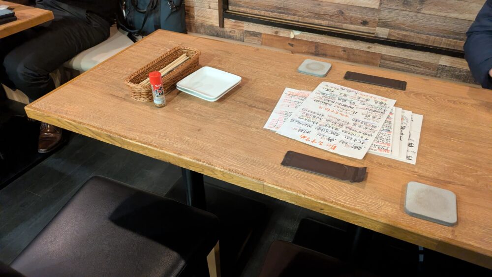 k++(ケープラス)のテーブル席