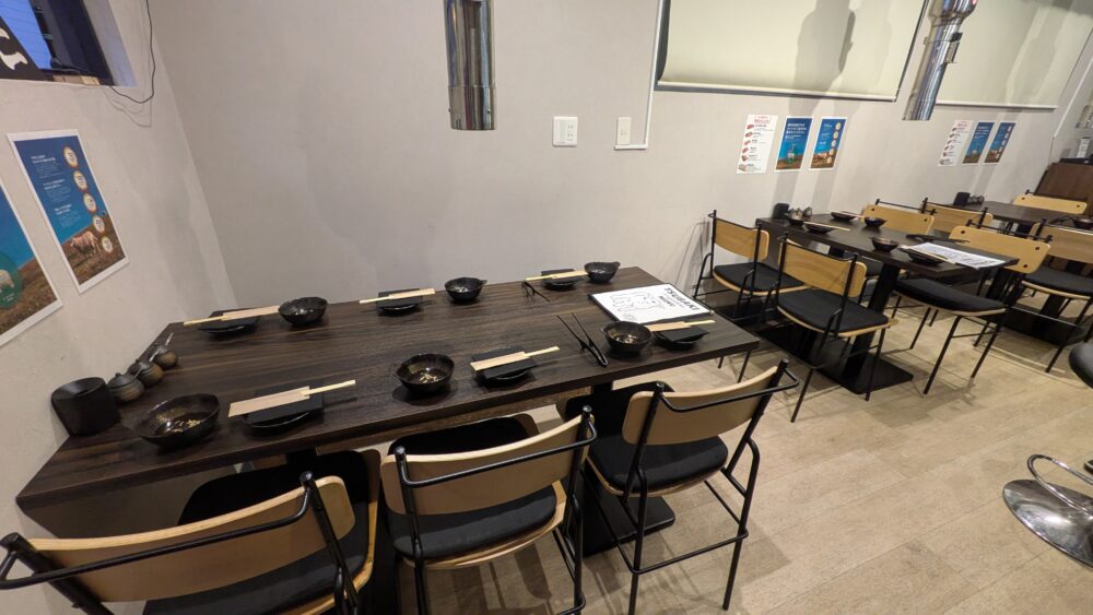 ジンギスカン椿の店内