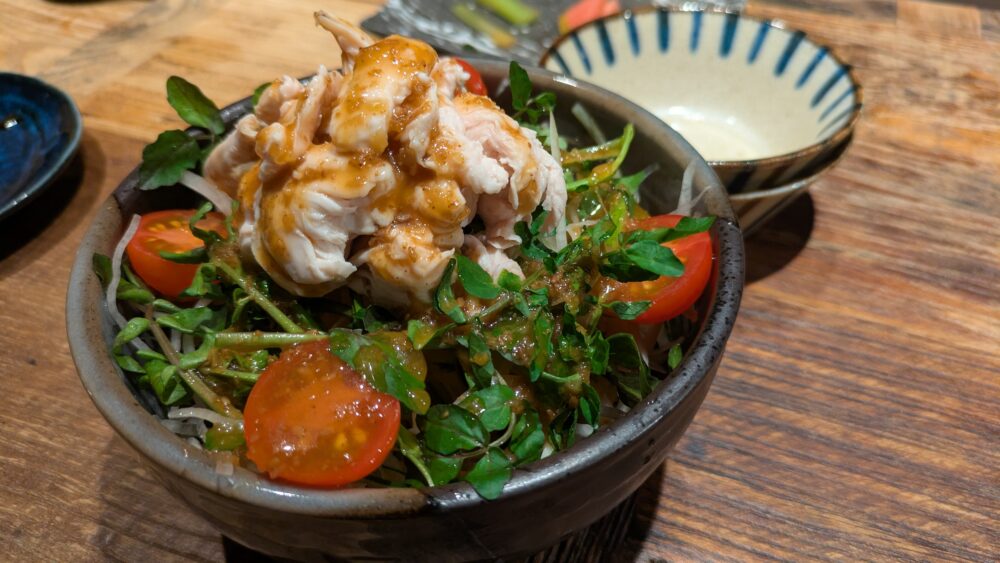 鳥焼き羽矢ての羽矢てサラダ