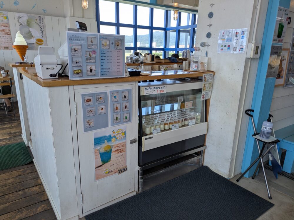 ととかふぇのカウンター