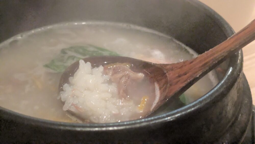 たれ山大井町店のテールスープのご飯