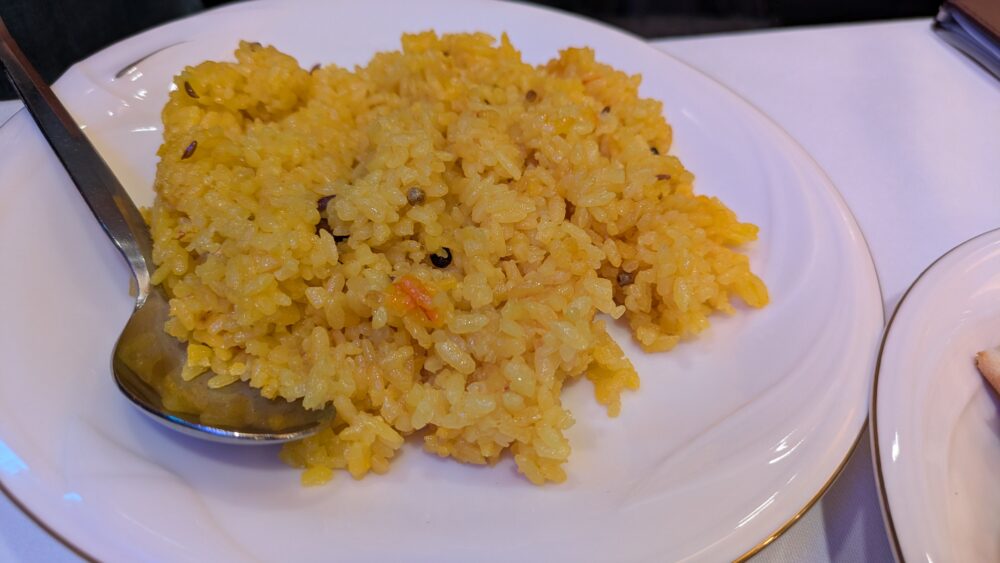 インディアンレストラン西麻布byKENBOKKEのサフランライス