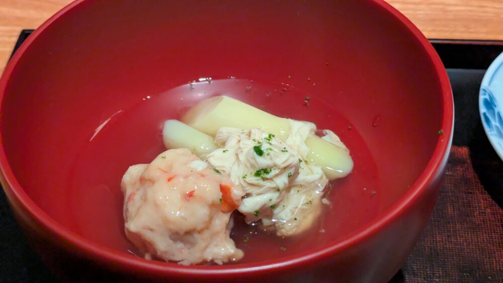 溜池なかむらのホワイトアスパラと海老真丈の生湯葉あん