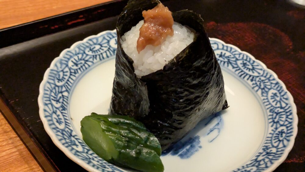 溜池なかむらの梅のおにぎり
