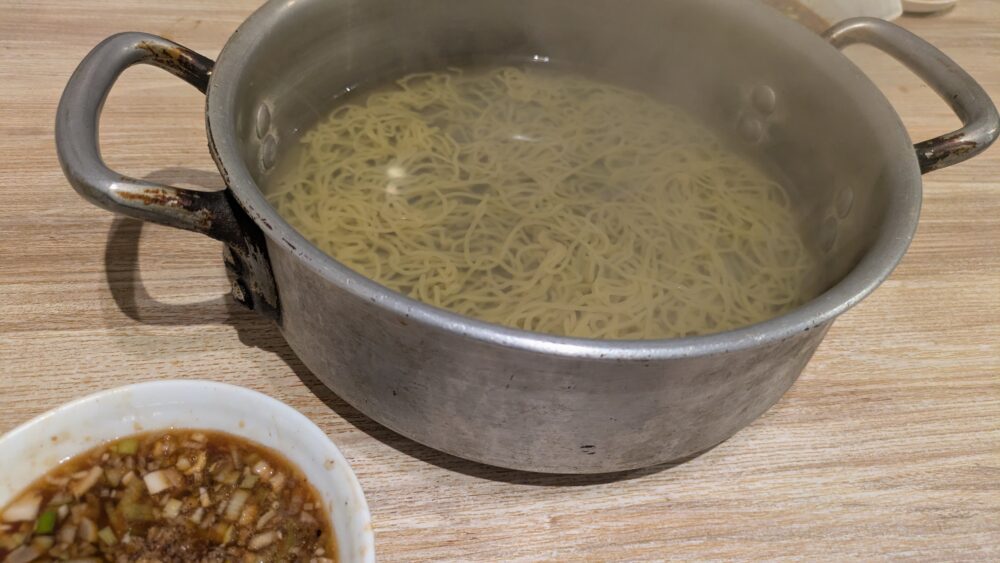 ジンギスカンゆきだるま中野部屋一門本八幡部屋の〆のつけ麺
