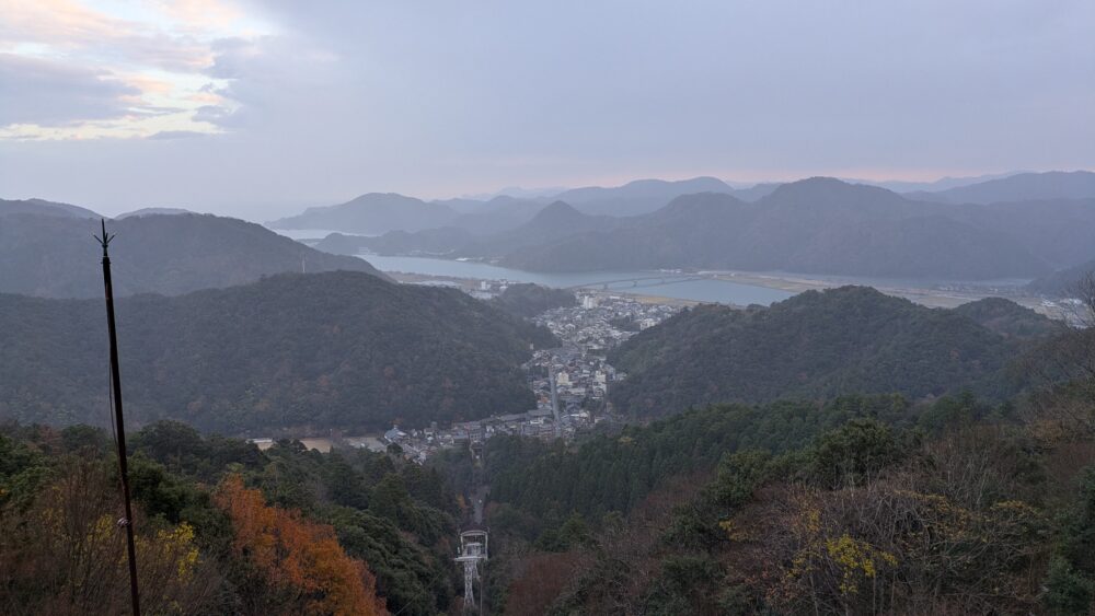 城崎温泉ロープウェイ山頂駅の展望台からの眺望