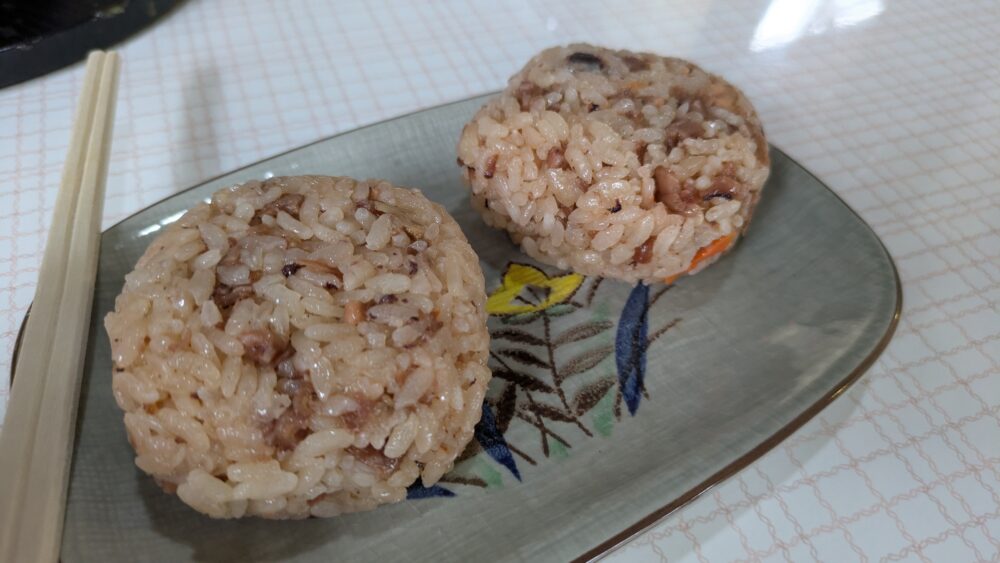 いかやき磯舟のたこ飯のおにぎり