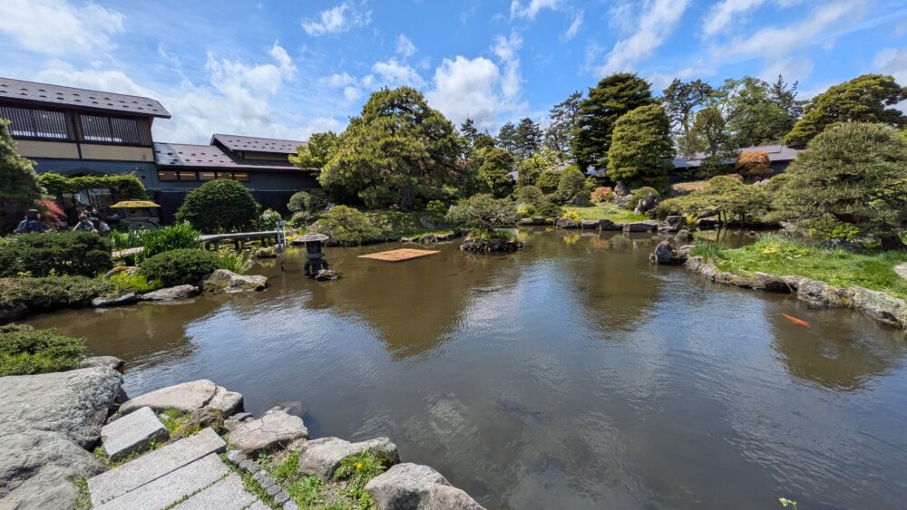 津軽藩ねぷた村の庭園