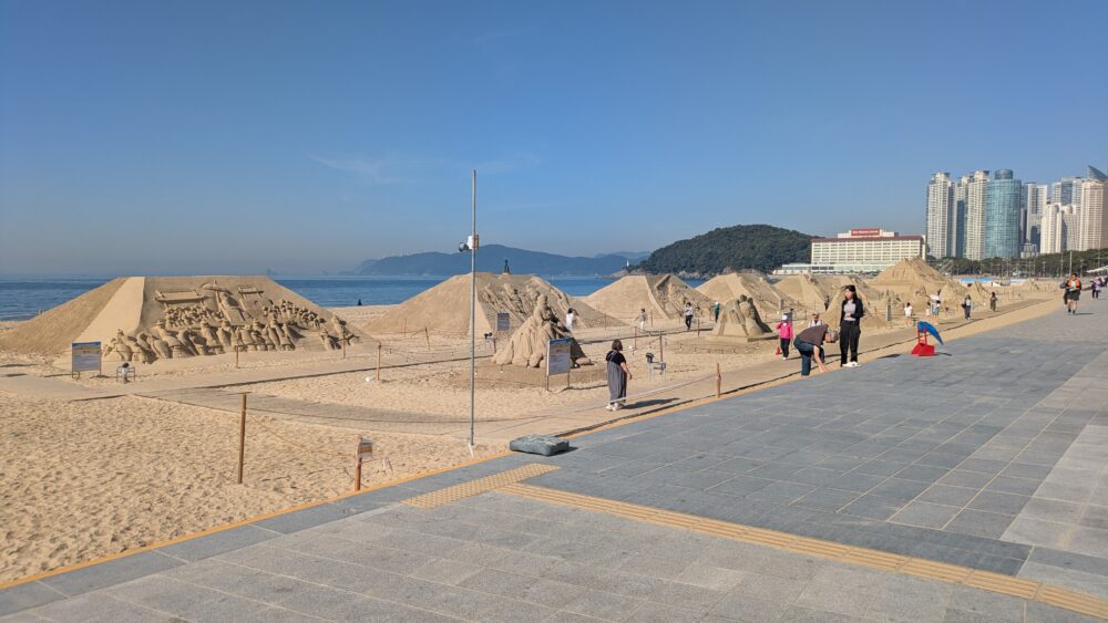 海雲台砂祭りの全景