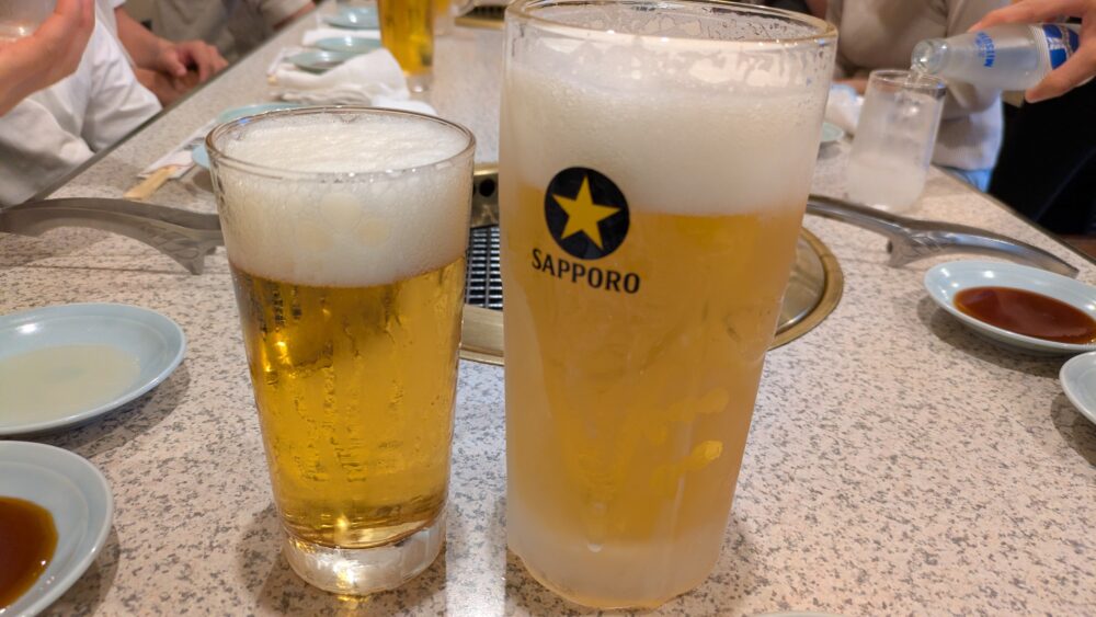 照月苑のビール大とビール小