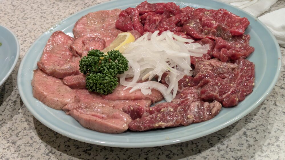 照月苑のタンとロース