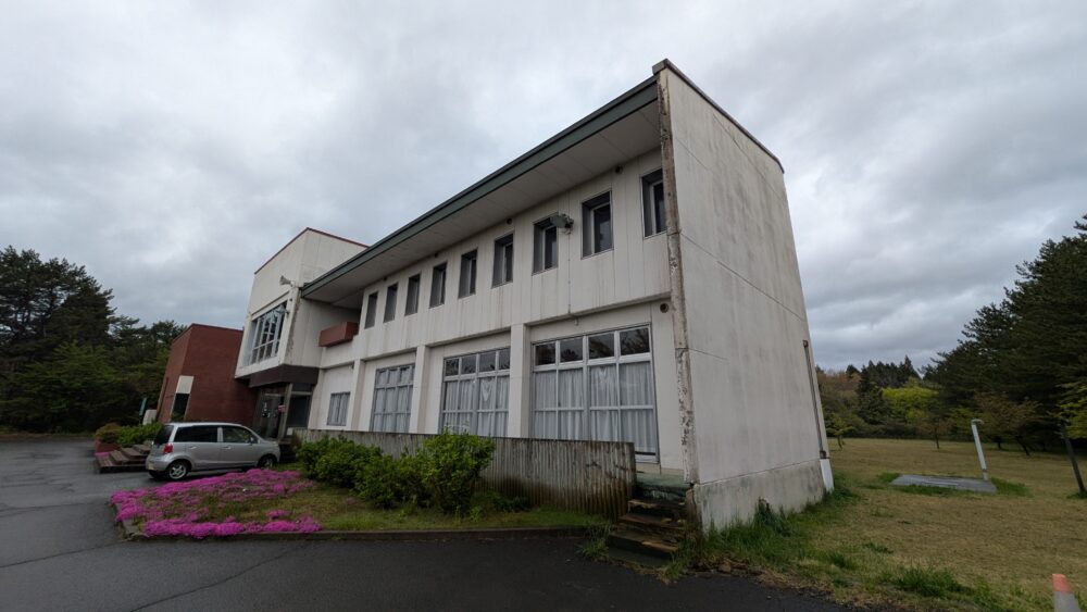 木造亀ヶ岡考古資料室