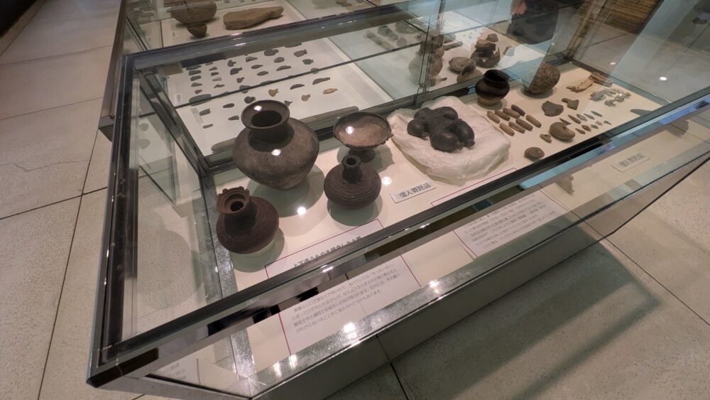木造亀ヶ岡考古資料室の亀ヶ岡土器