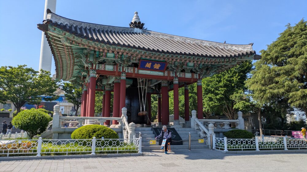 釜山タワーの龍頭山公園