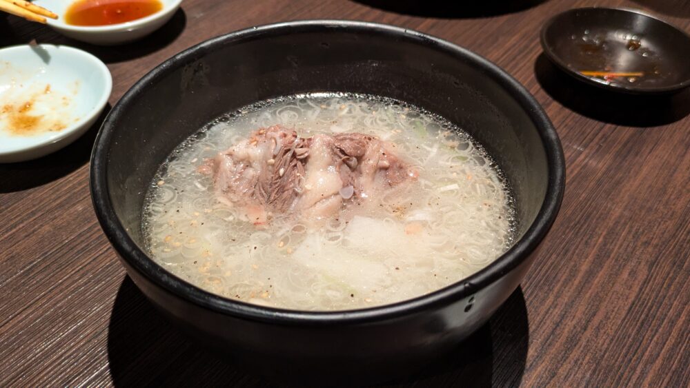 味楽亭のコムタンスープ