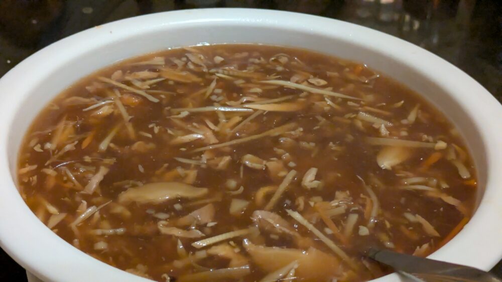 東海飯店大門本店のフカヒレのスープ