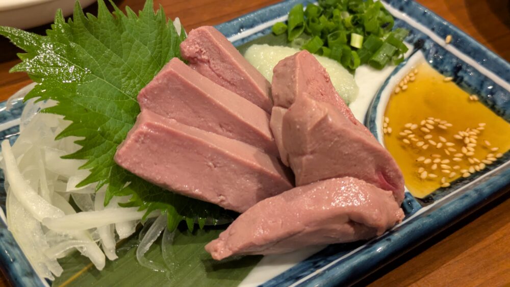 ます家芝大門店のレバ刺し
