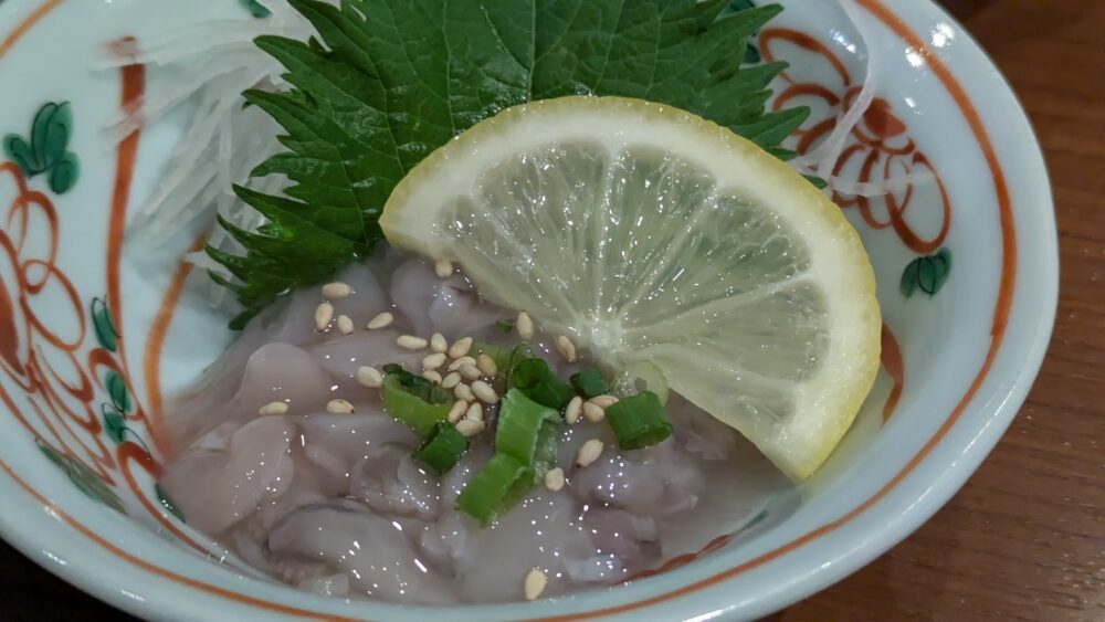 ます家芝大門店のタコ塩辛レモン